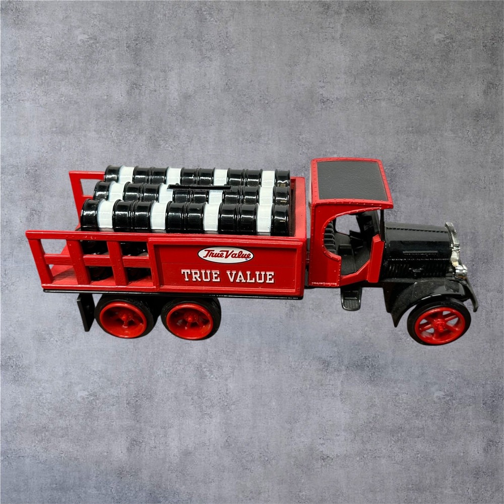 ERTL 1:34 Diecast 1925 Kenworth True Value Stake Truck Coin Bank‎
